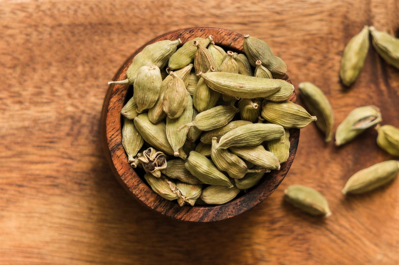 avlokan green cardamom
